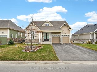 113 Country Club Dr, Bath, ON K0H1G0