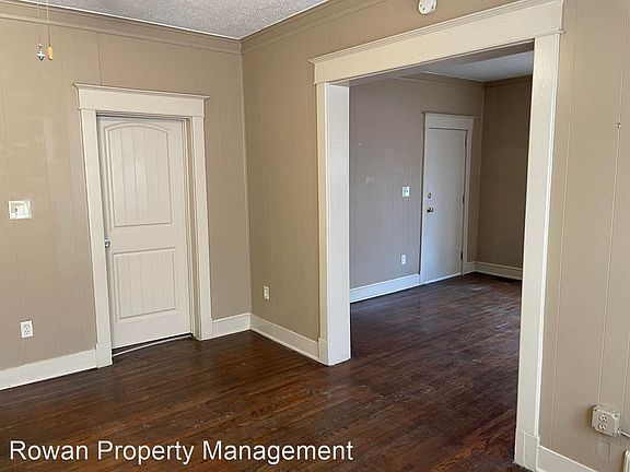 3rd image of 3439 E 6th St #1