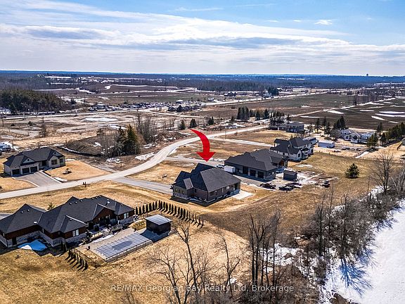 3rd image of 6 Caldwell Dr