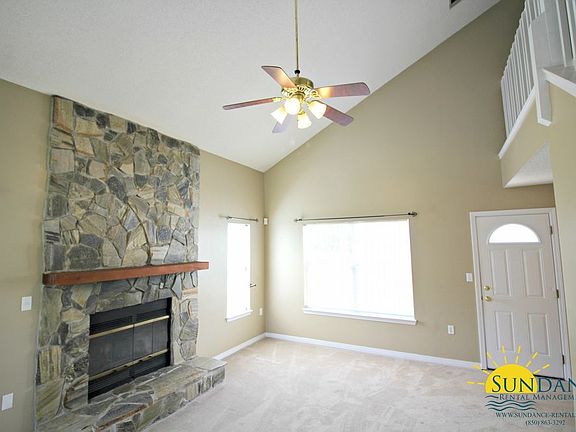 2nd image of 622 Emerald Ln