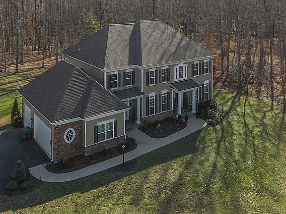 2nd image of 11425 Brandy Ln