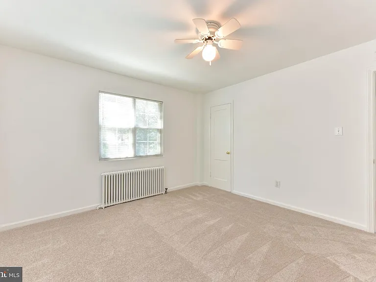 1423 N Nash St #208 — Photo 5