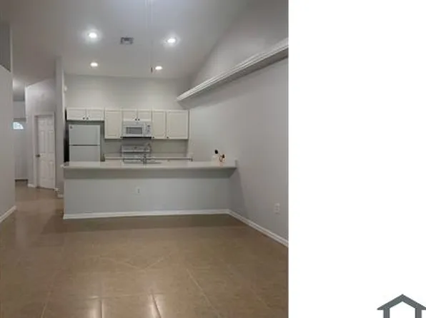 618 SE 13th Ter #628, Cape Coral, FL 33990