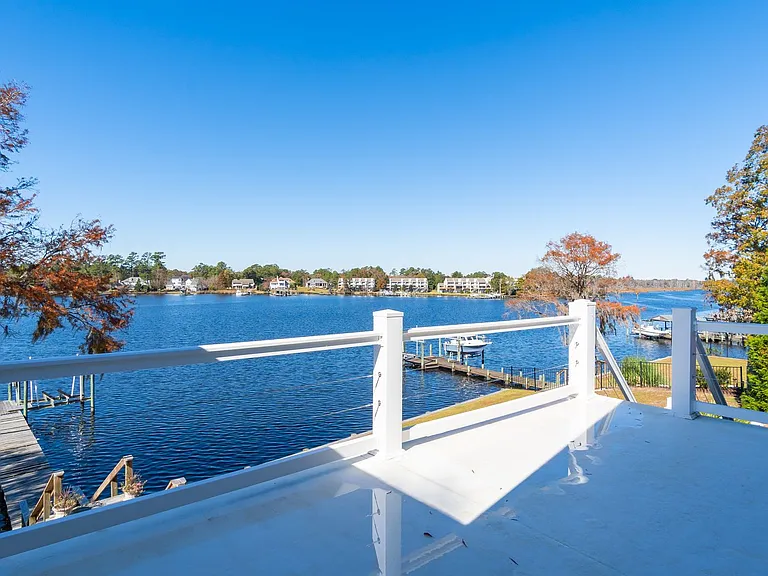 810A Madam Moores Ln — Photo 4