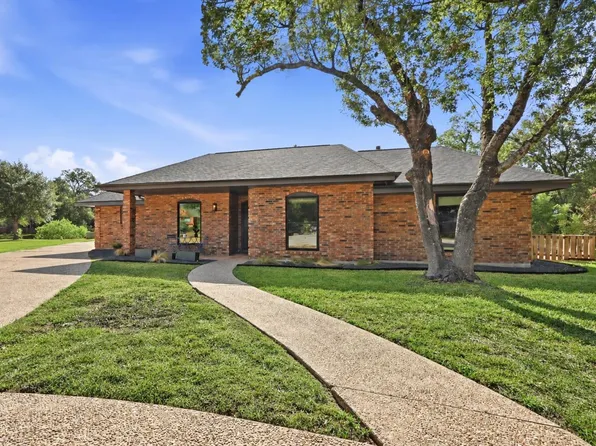 5000 Desert Oak Cir, Austin, TX 78749