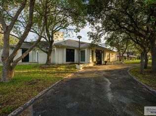 2930 Emerald Lake Dr, Harlingen, TX 78550