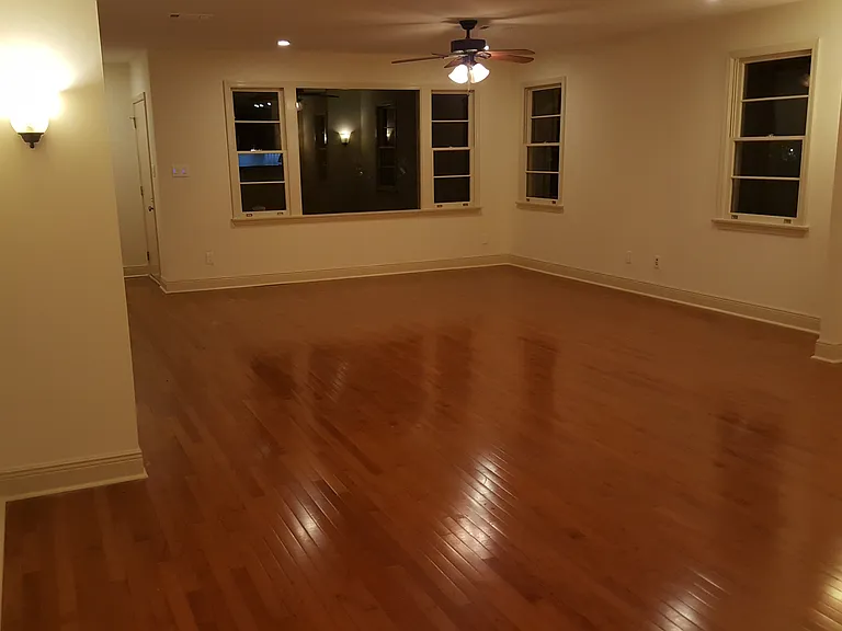 6021 Canal Blvd — Photo 3