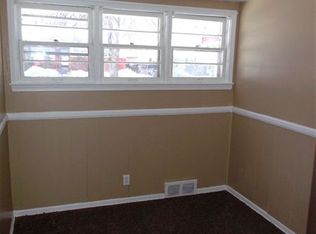 4317 Huckleberry Ln, Flint, MI 48507