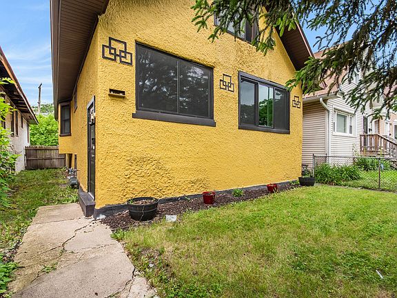 2nd image of 1106 N Laramie Ave