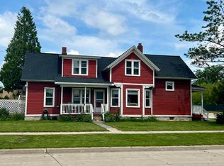 1146 State St, Green Bay, WI 54304