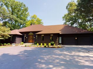 7777 Silverthorne Dr SE, Ada, MI 49301