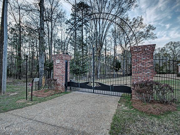 2nd image of 2743 Highway 80