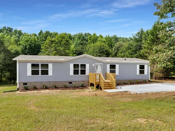 108 Estelle Dr, Williamston, SC 29697