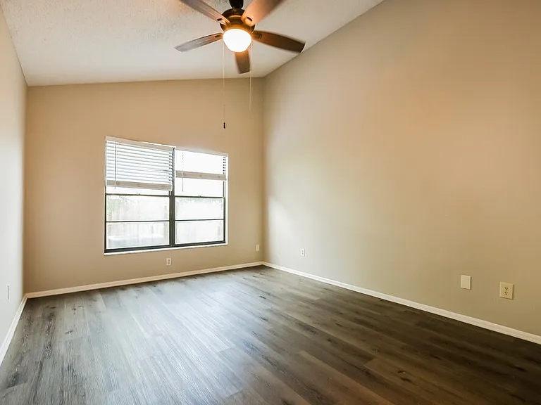 3598 S Saint Lucie Dr — Photo 8