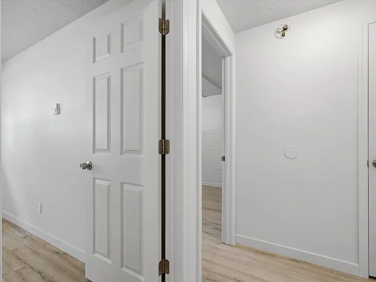 3114 Iowa Ave #1 — Photo 11