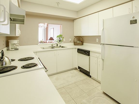 4th image of 104 Surfview Dr APT 1503