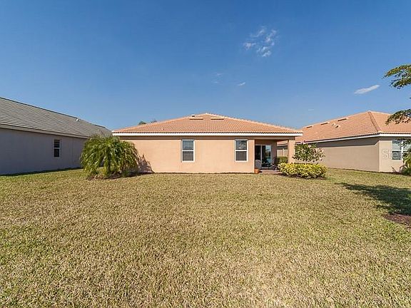 4th image of 15225 Yellow Wood Dr
