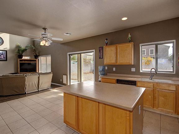 5th image of 1055 W Desert Basin Dr