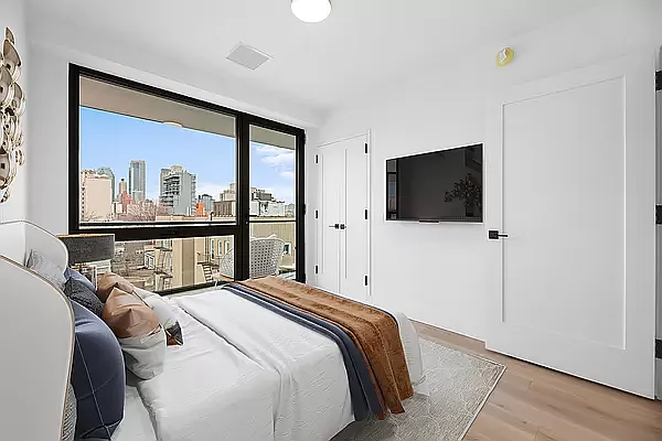 Rented by REAL New York | media 6