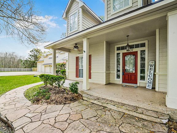 4th image of 11809 Nandina Cir