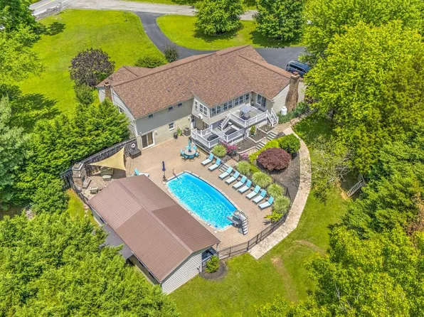 6893 Old Solomons Island Rd, Friendship, MD 20758
