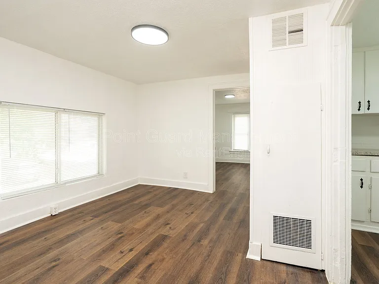 1225 S Pattie St #B — Photo 8