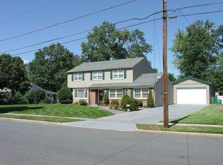 104 Sheraton Ave, Cinnaminson, NJ 08077