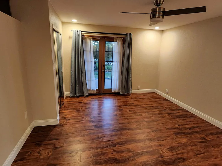 6658 Laird Rd — Photo 18