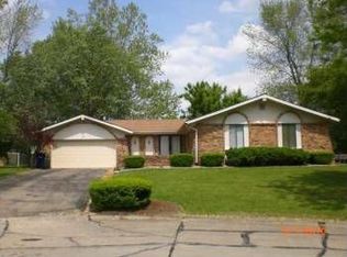 49 Birch Ct, Greenwood, IN 46142