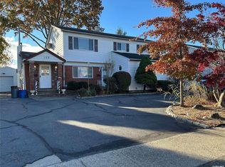 120 Ketridge St, West Babylon, NY 11704