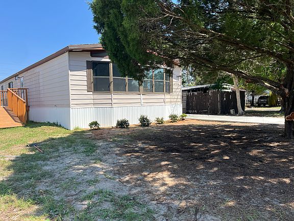 4th image of 4714 Mundell Ave