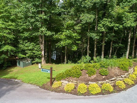2nd image of 102 Longview Ln Lot 102