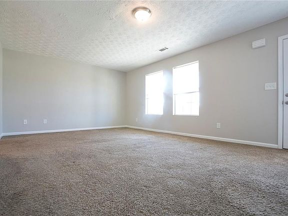5th image of 106 Beaty Ct