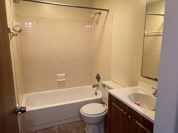 4th image of 3042 Sawdust Ln