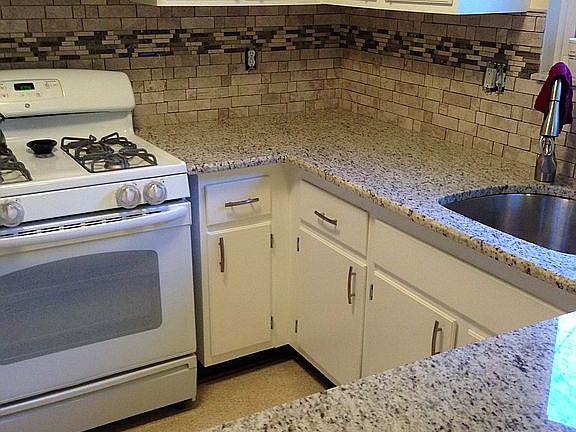 3rd image of 21384 Birchwood St