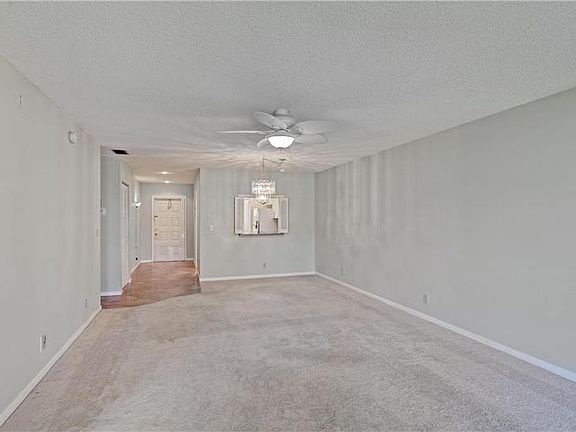 4th image of 2910 SW 22nd Cir #2-212