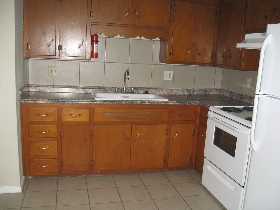 1st image of 2909 Seneca St APT B