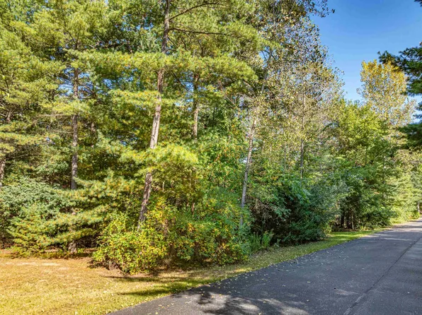 147 Cliffside Dr, Wisconsin Dells, WI 53965