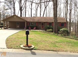 1615 Rambling Woods Dr, Lawrenceville, GA 30043