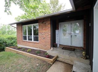 2113 Devonshire Dr, Imperial, MO 63052