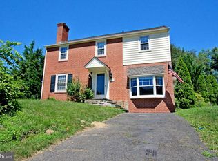 135 Walnut Ln, Ambler, PA 19002