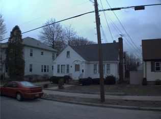 480 Academy Ave, Providence, RI 02908