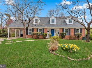 10115 Chickadee Ln, Hyattsville, MD
