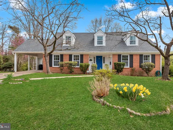 10115 Chickadee Ln, Hyattsville, MD 20783