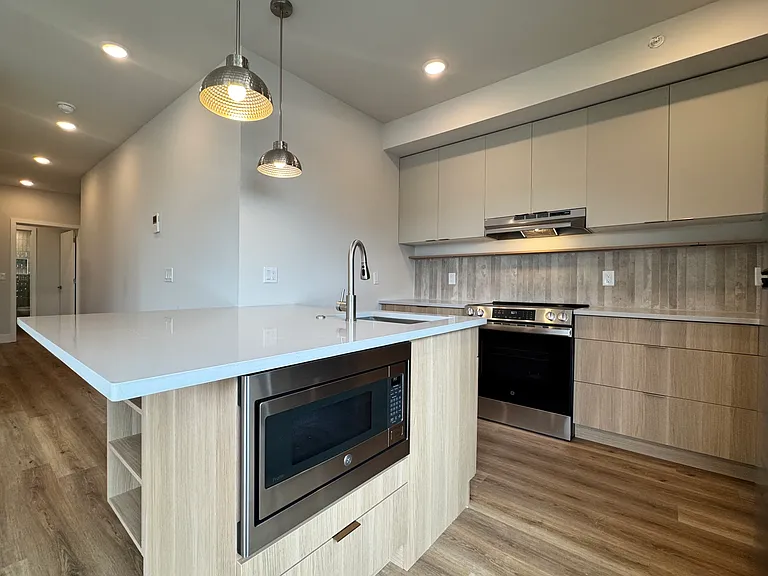5222-24 Chester Ave #15 — Photo 12