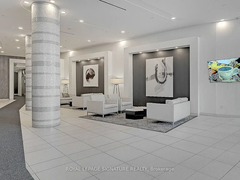 51 E Liberty St #517 — Photo 19