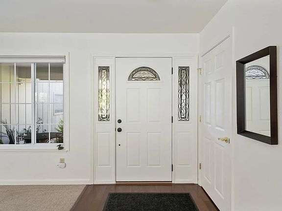 4th image of 6433 Meadow Creek Ln