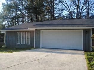 1147 Evans Dr, Riverdale, GA 30296