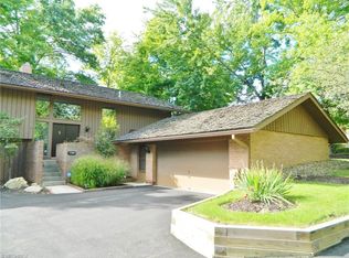716-8 Claridge Ln, Aurora, OH 44202