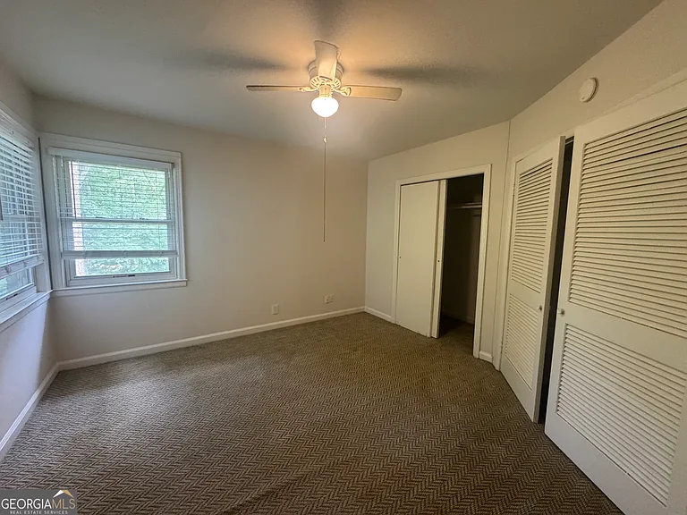 2178 Rugby Ave #A UPSTAIRS — Photo 6
